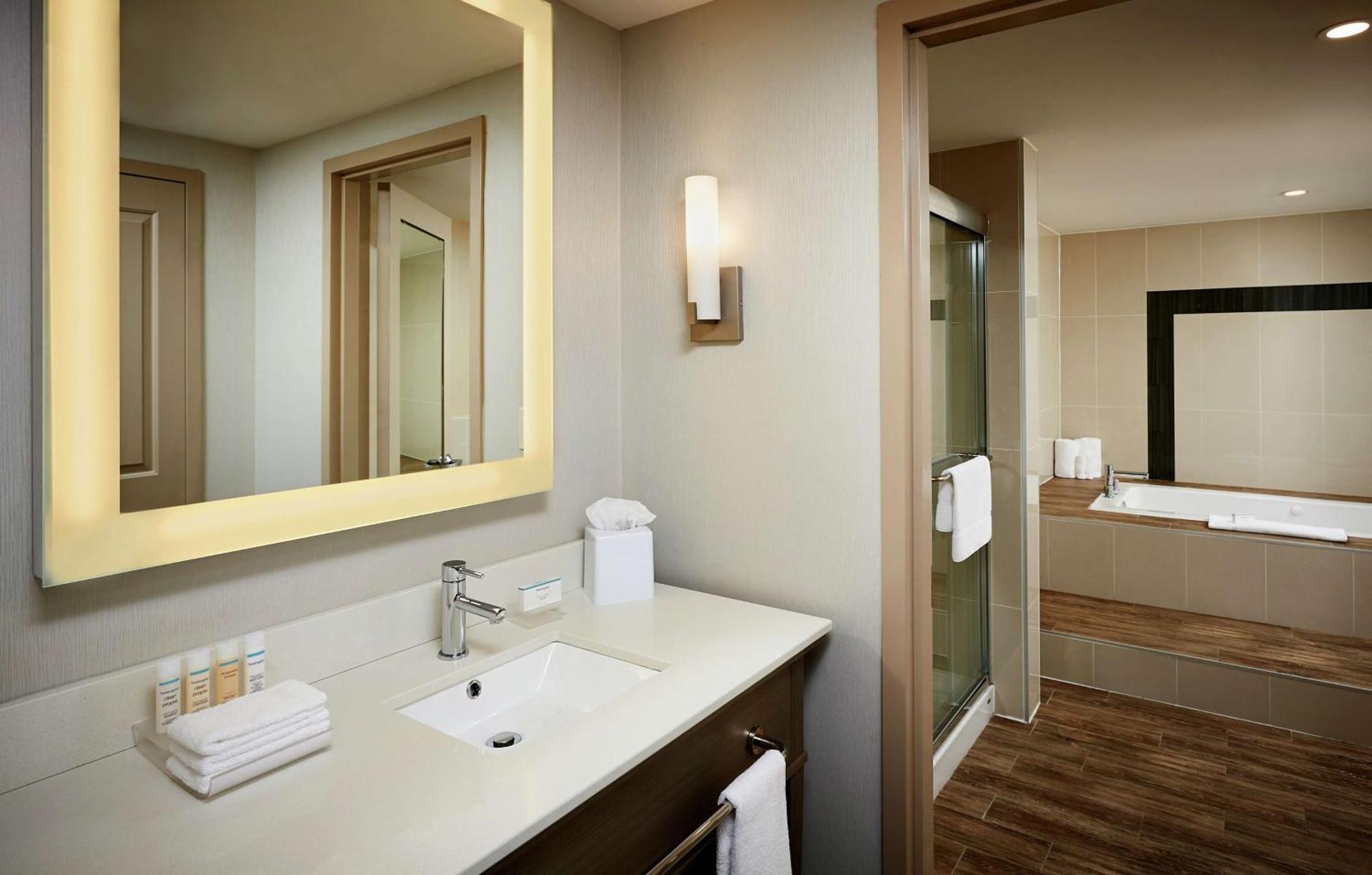 Homewood Suites By Hilton North Bay Exterior foto